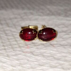 A Vintage Pair of Red Glass Men's Cufflinks Gold Tone Formal Accessories